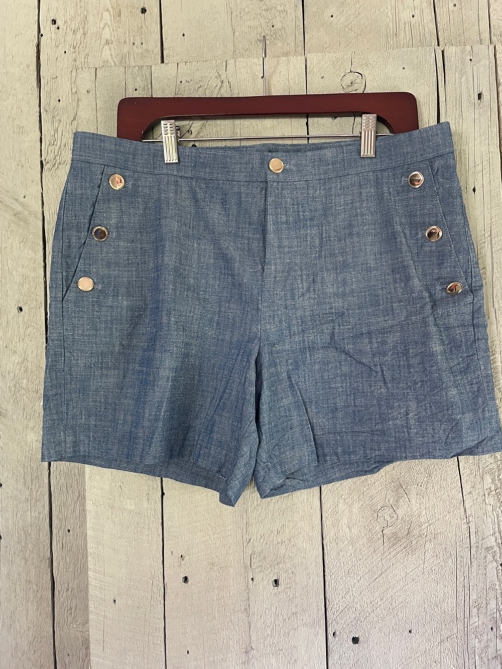 Banana Republic Chambray-Look Women's Shorts with Gold Buttons